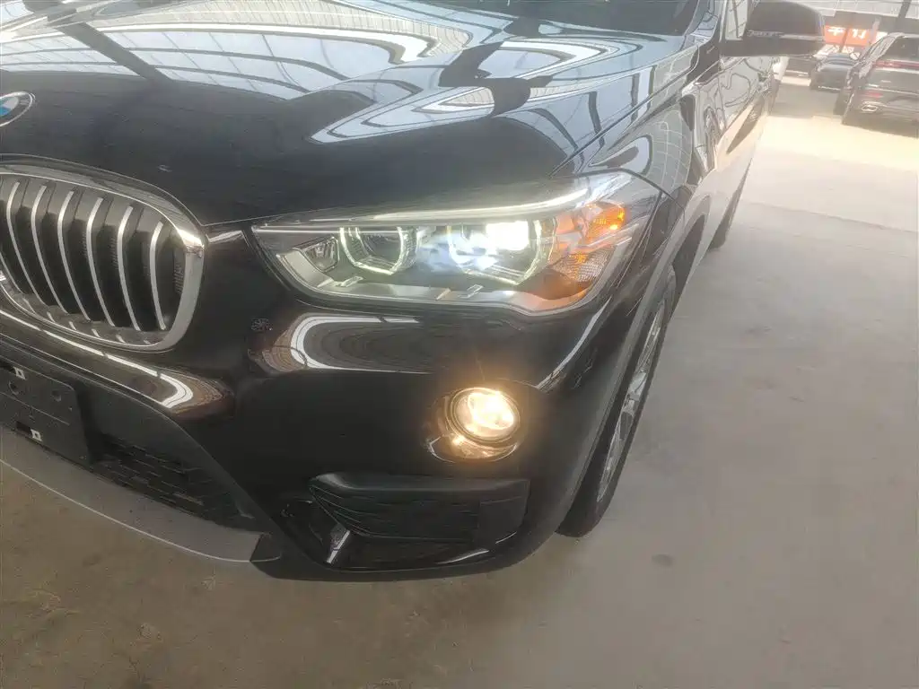 BMW X1 — фото 24