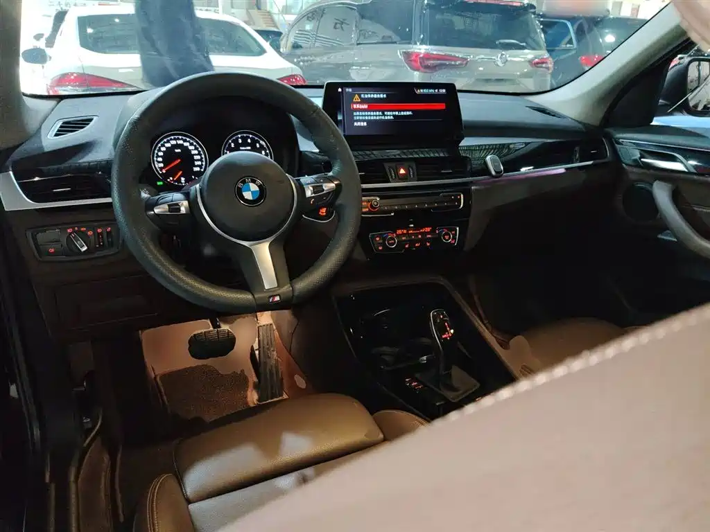BMW X1 — фото 10