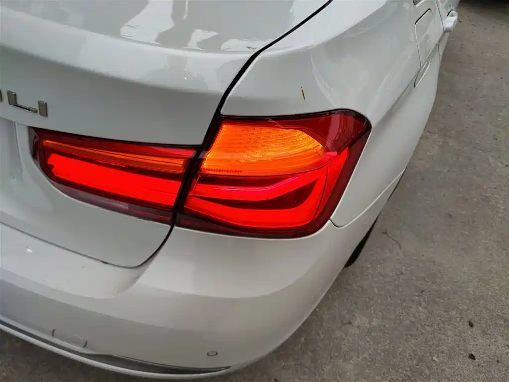 BMW 3 Series — фото 8