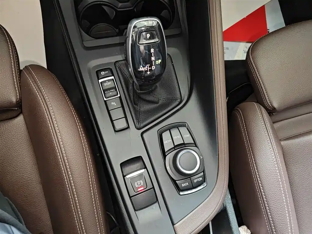 BMW X1 — фото 14