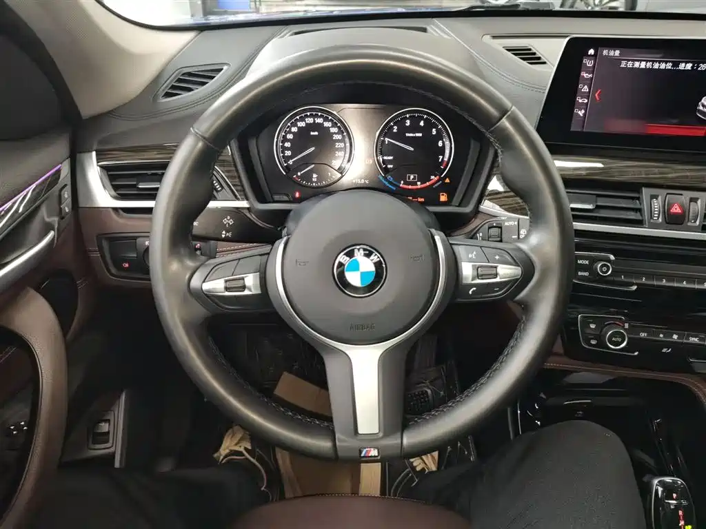 BMW X1 — фото 11