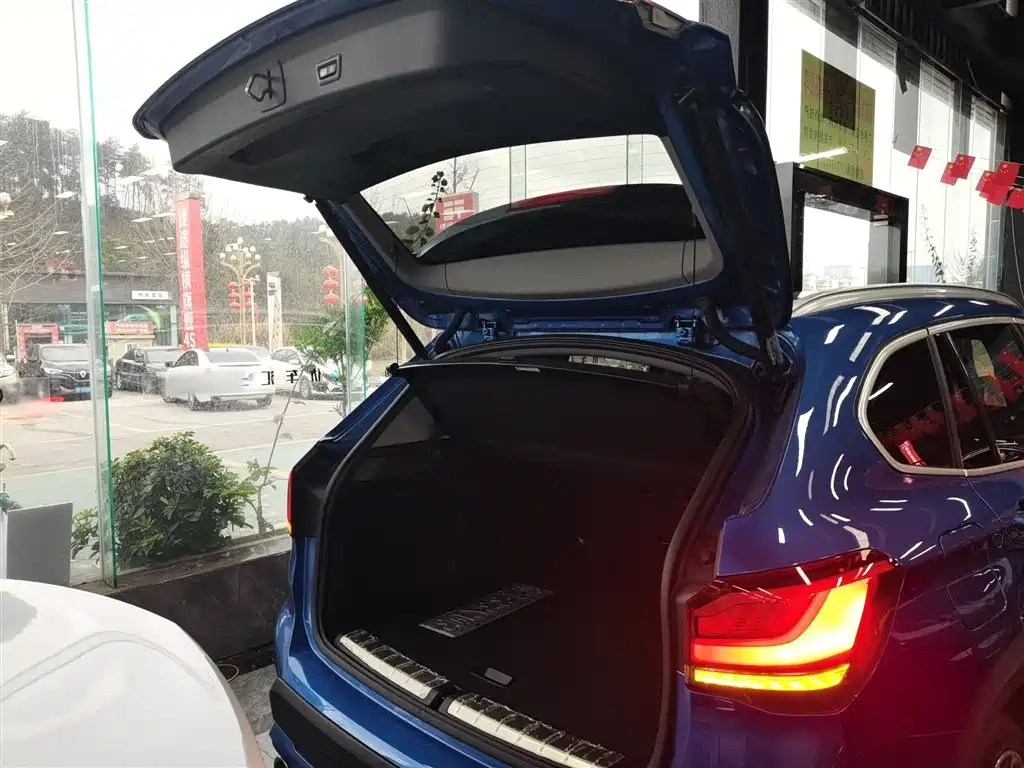 BMW X1 — фото 19