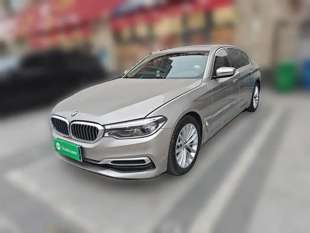 BMW 5 Series — фото 2