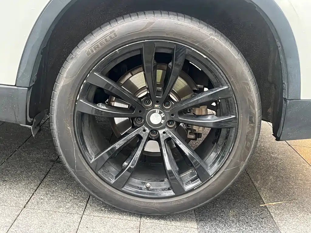 BMW X5 (Import) — фото 15