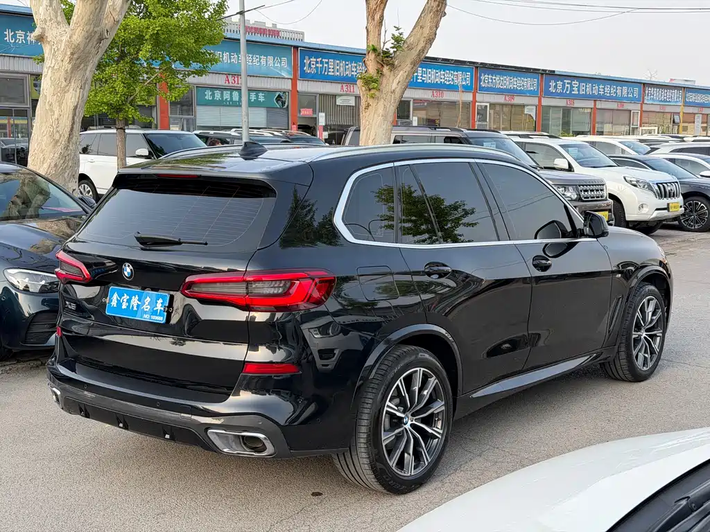 BMW X5 (Import) — фото 4