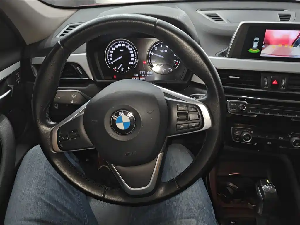 BMW X1 — фото 11
