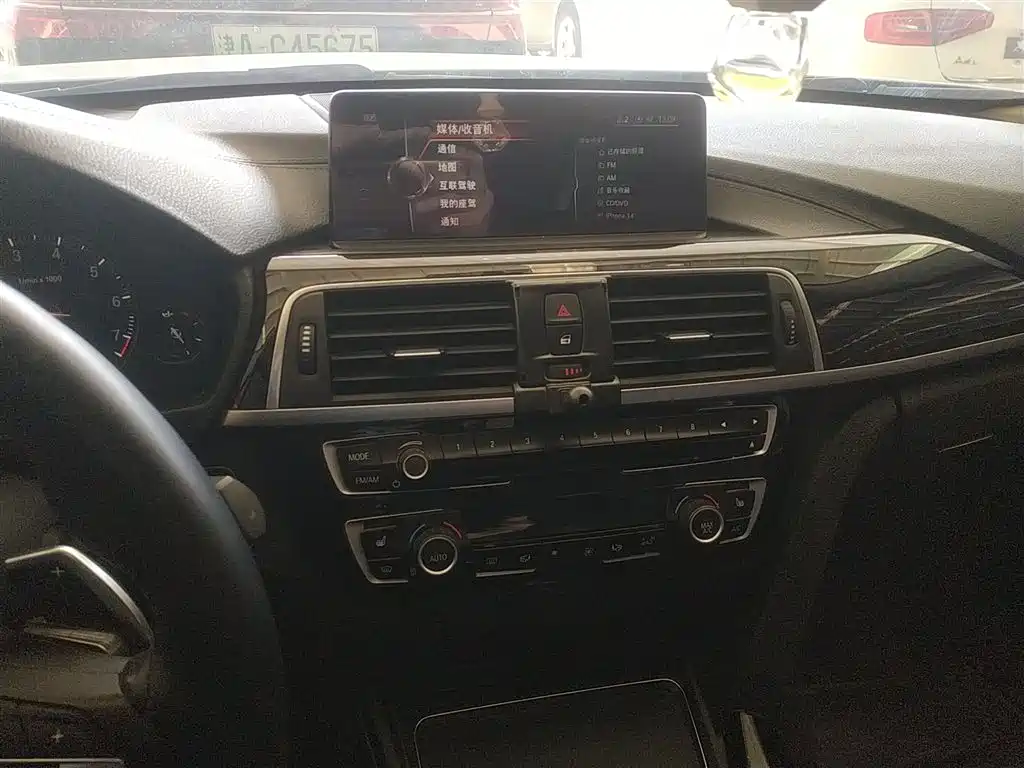 BMW 3 Series — фото 13