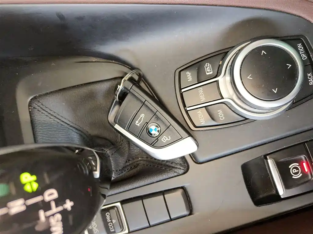 BMW X1 — фото 9