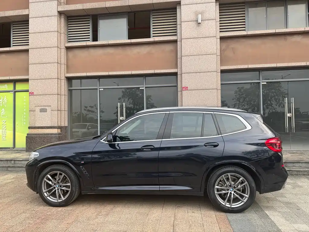 BMW X3 — фото 3