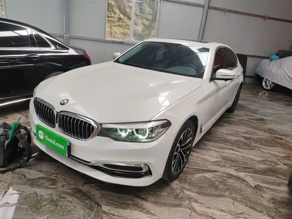 BMW 5 Series — фото 2