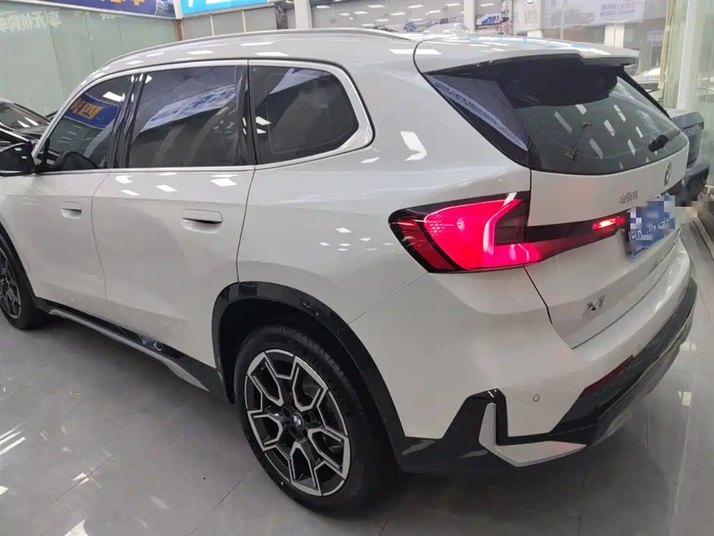 BMW X1 — фото 21
