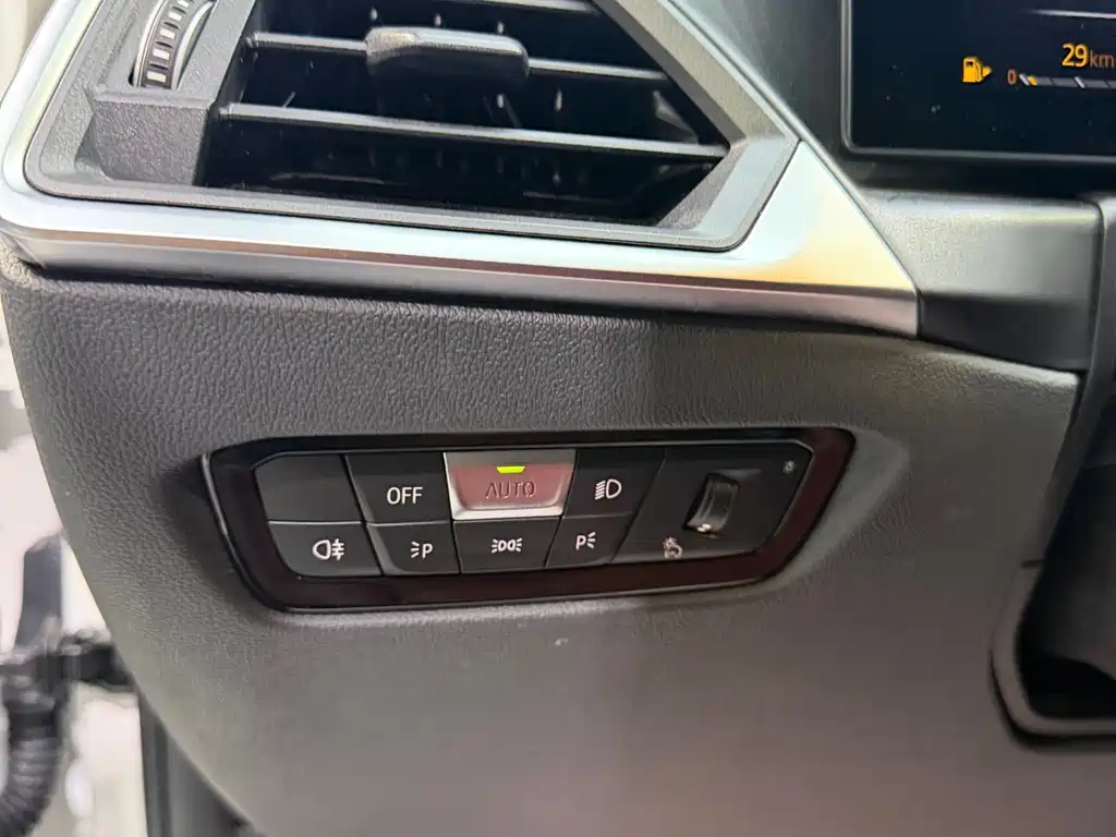 BMW 3 Series — фото 11