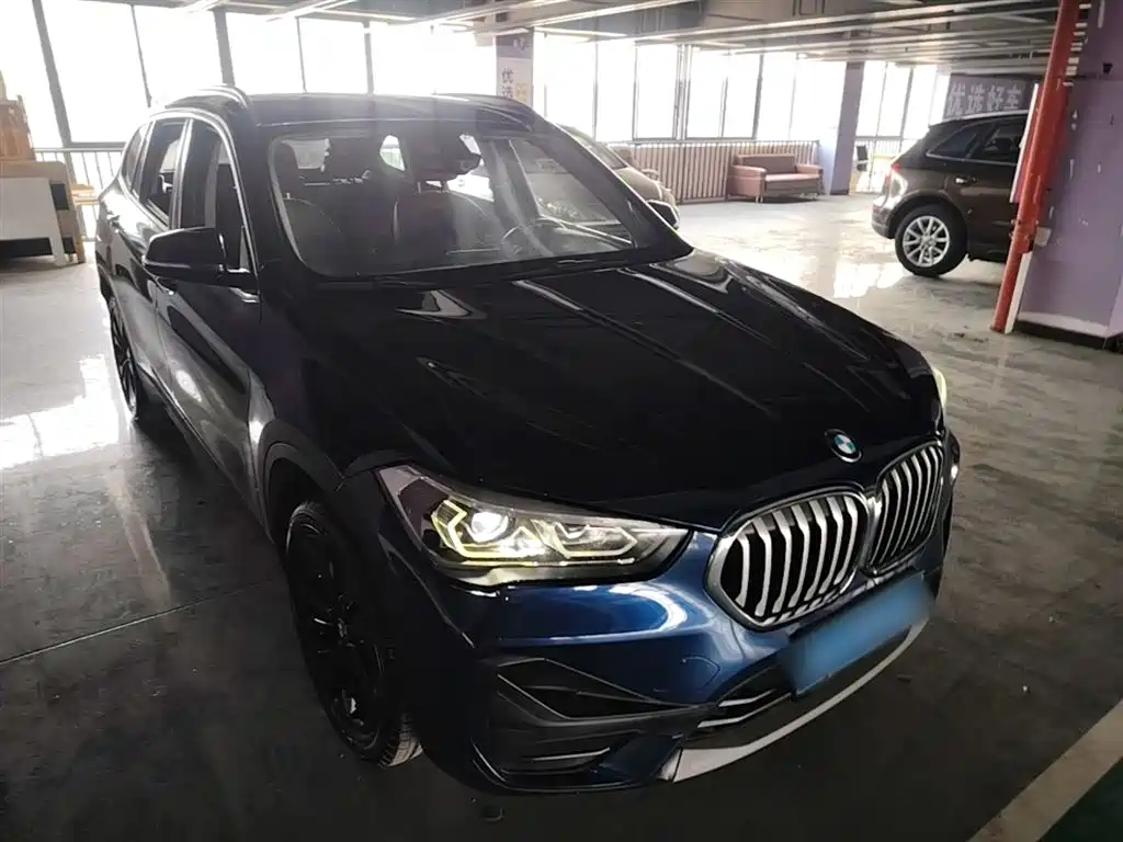 BMW X1 — фото 4