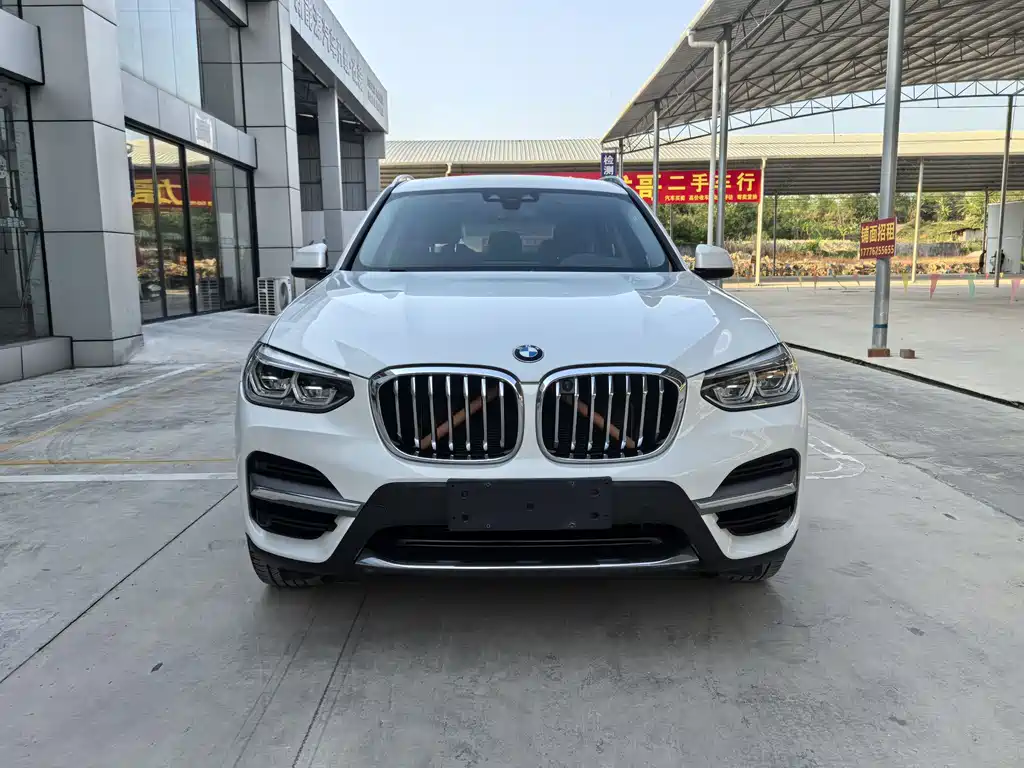BMW X3 — фото 2