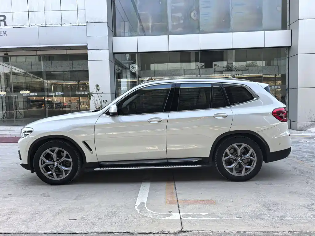 BMW X3 — фото 4