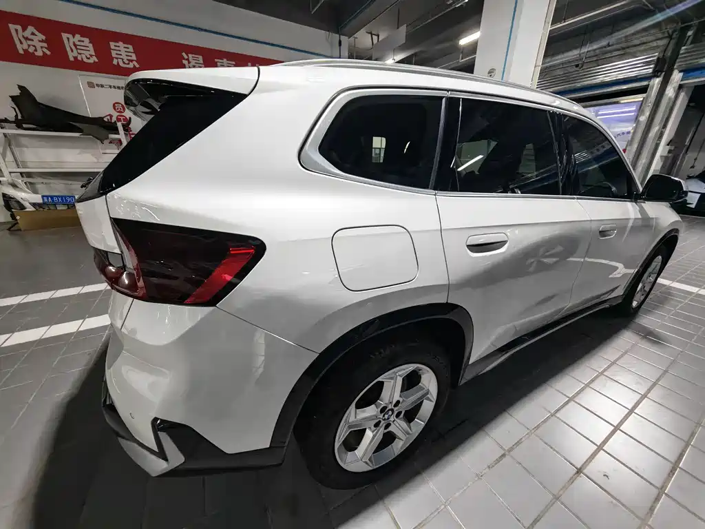 BMW X1 — фото 17