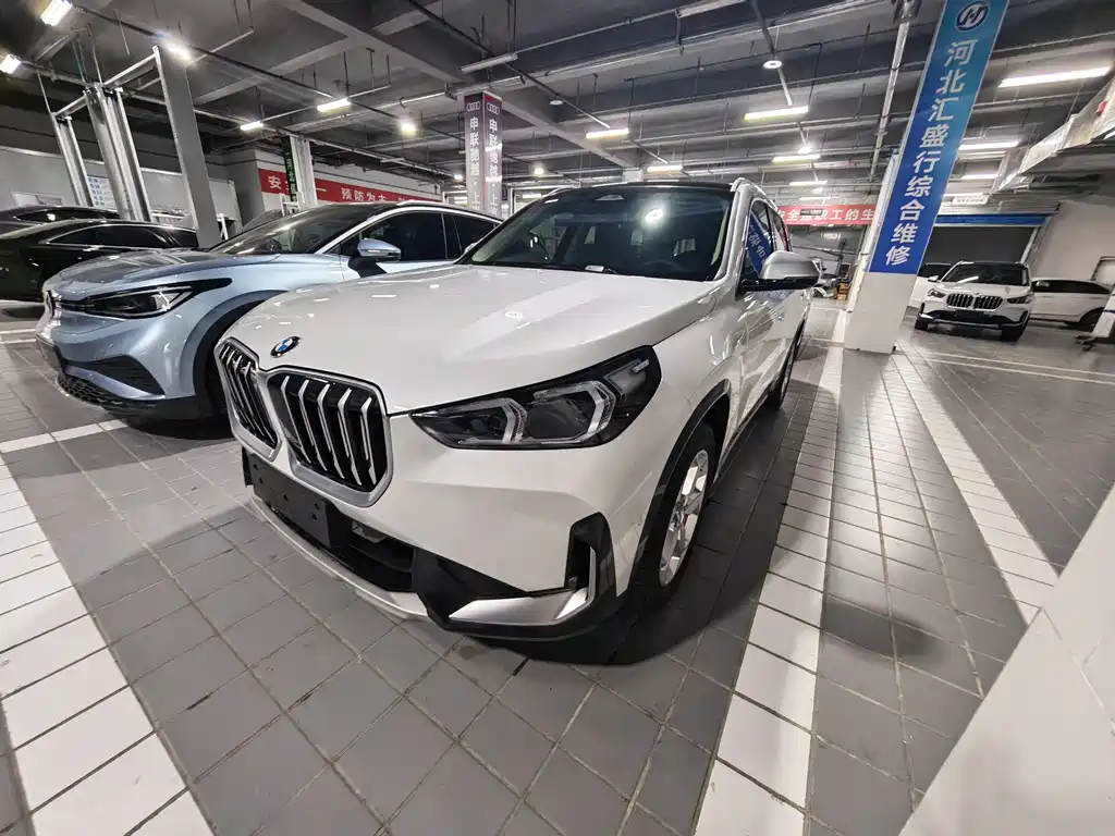 BMW X1 — фото 3