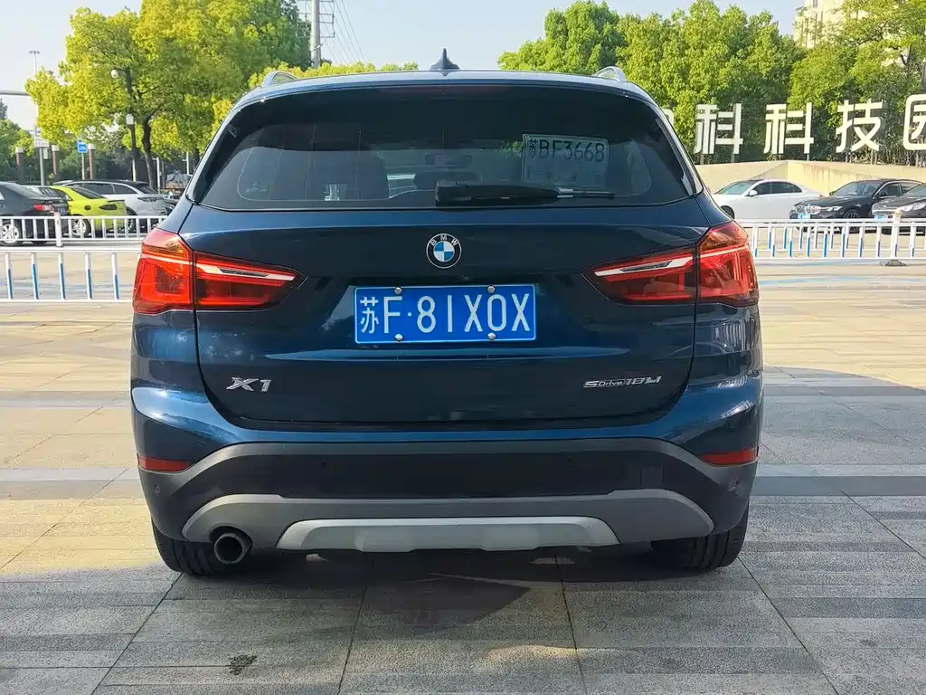BMW X1 — фото 8