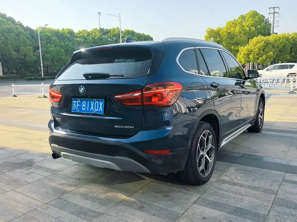 BMW X1 — фото 9