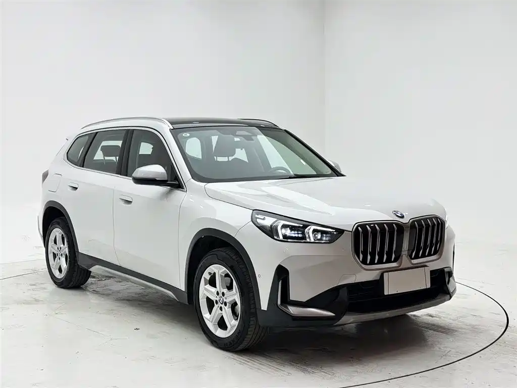 BMW X1 — фото 3