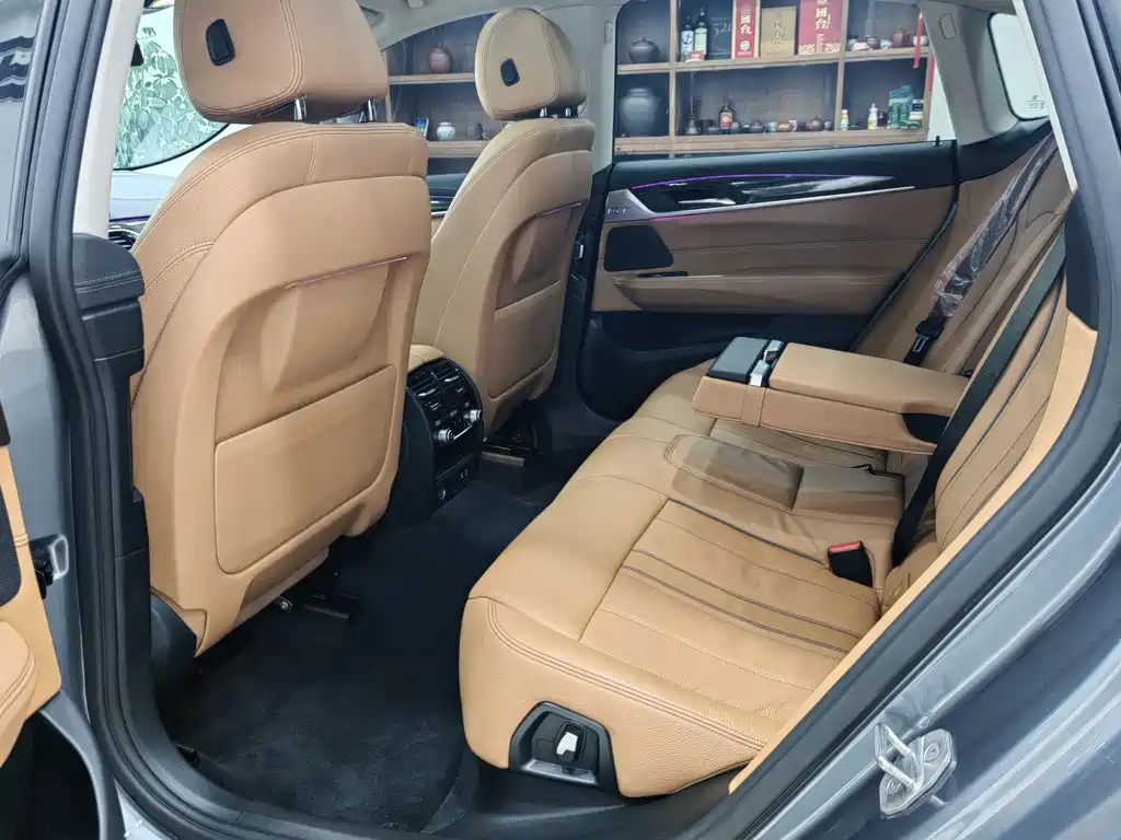 BMW 6 Series GT — фото 8
