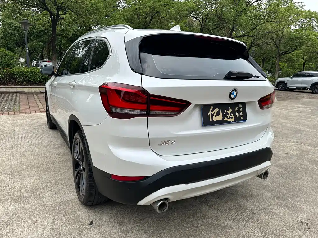 BMW X1 — фото 19