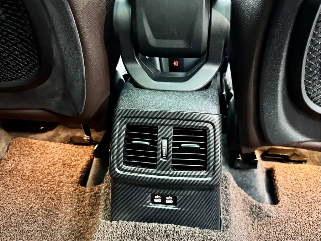 BMW X1 — фото 18