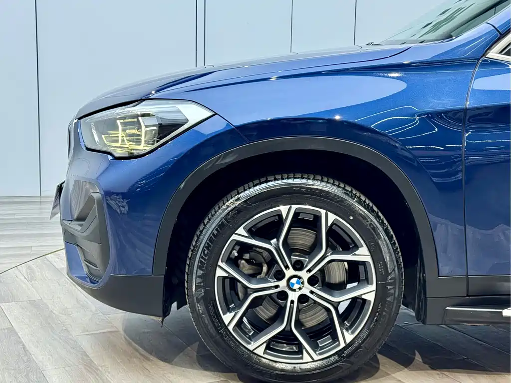 BMW X1 — фото 28