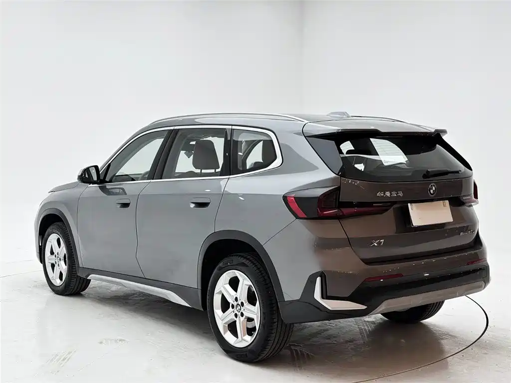 BMW X1 — фото 4