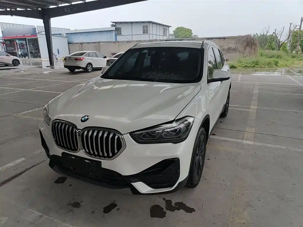 BMW X1 — фото 2
