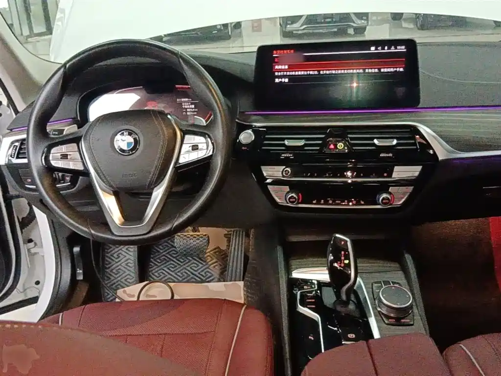 BMW 5 Series — фото 10