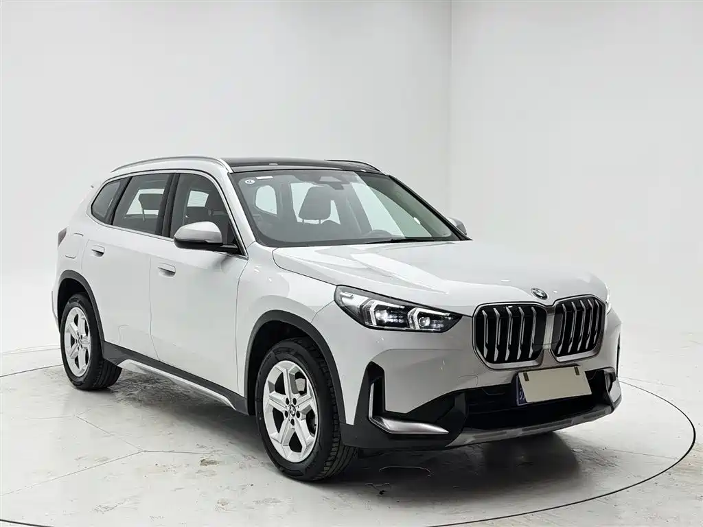 BMW X1 — фото 3