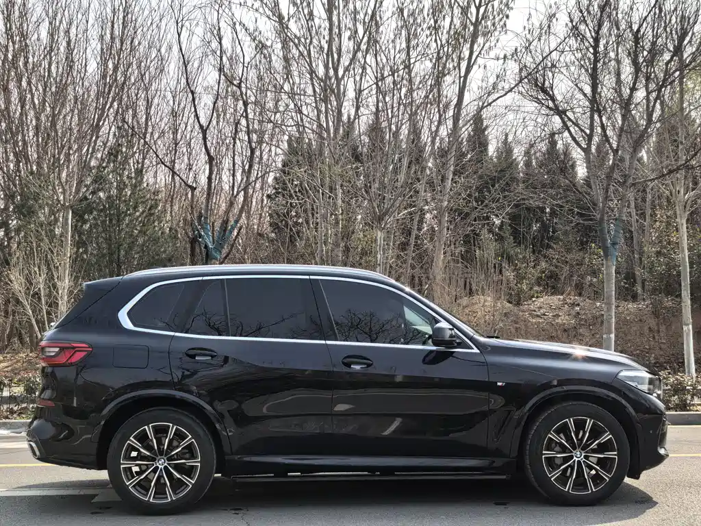 BMW X5 (Import) — фото 4