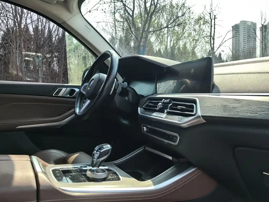 BMW X5 (Import) — фото 8