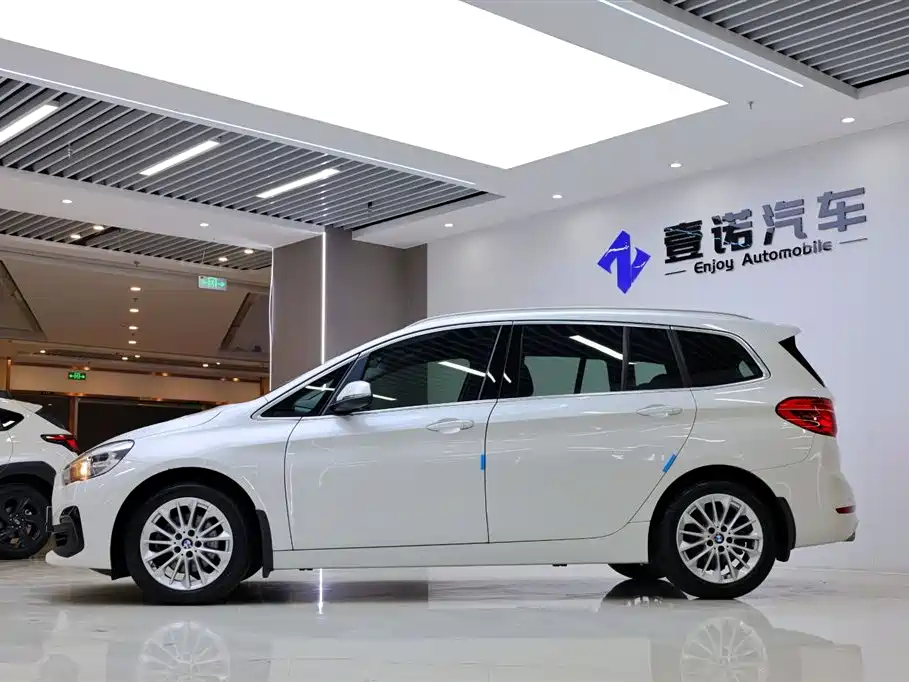 BMW 2 Series Gran Tourer — фото 3