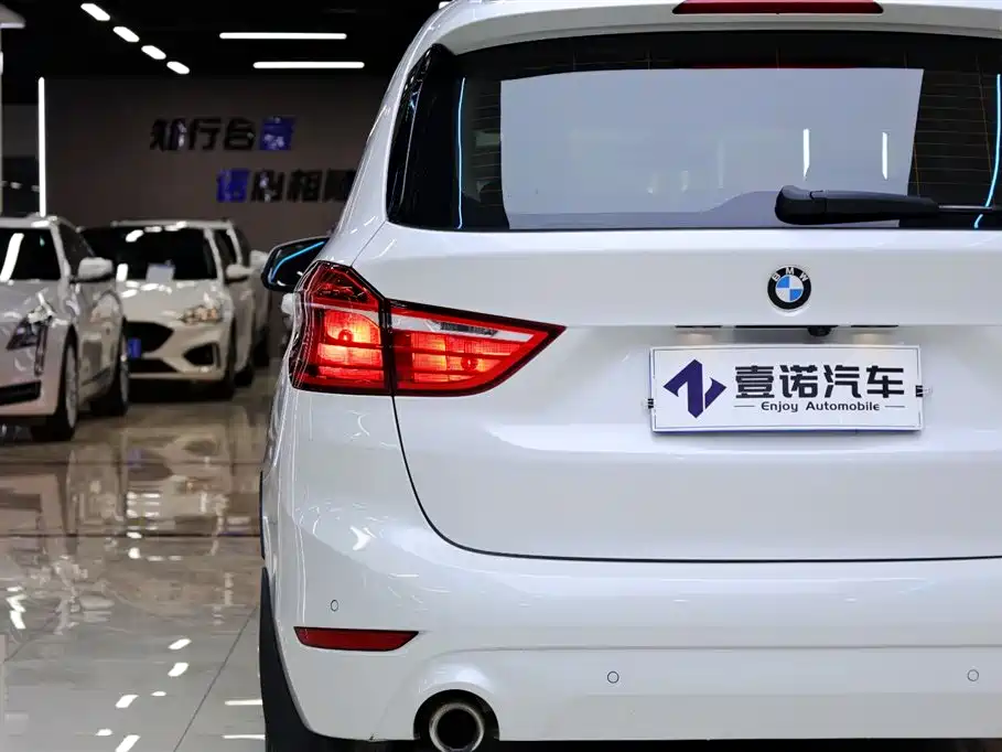 BMW 2 Series Gran Tourer — фото 8