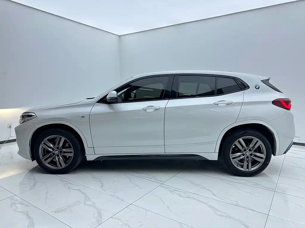 BMW X2 — фото 3