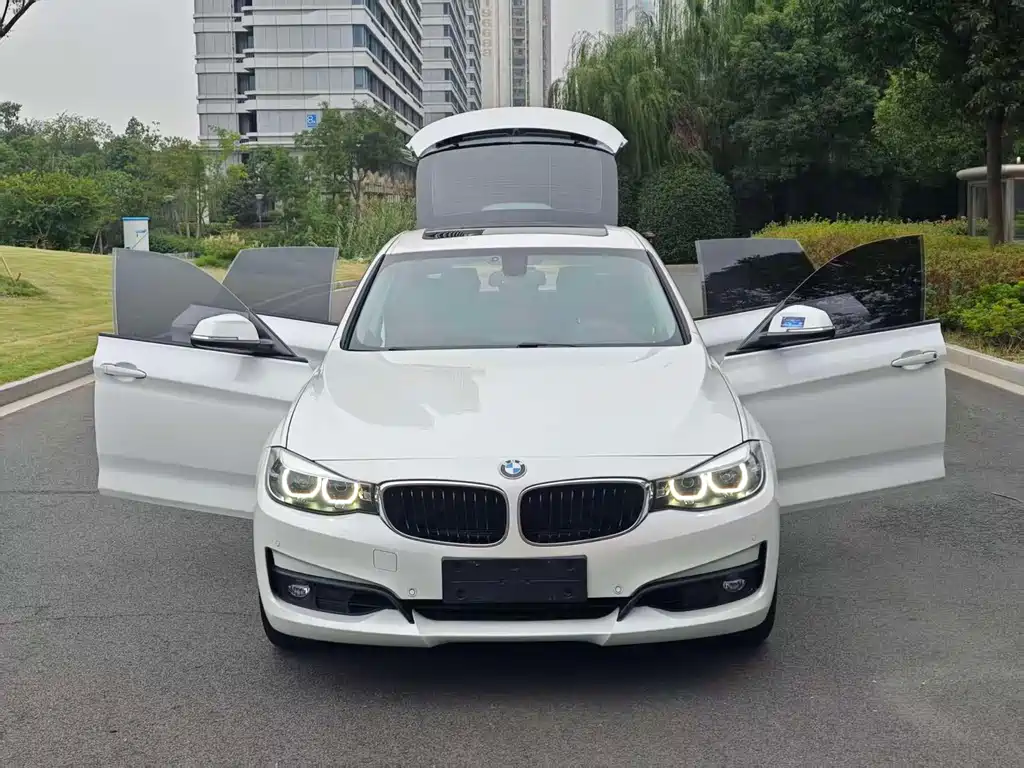 BMW 3 Series GT — фото 3