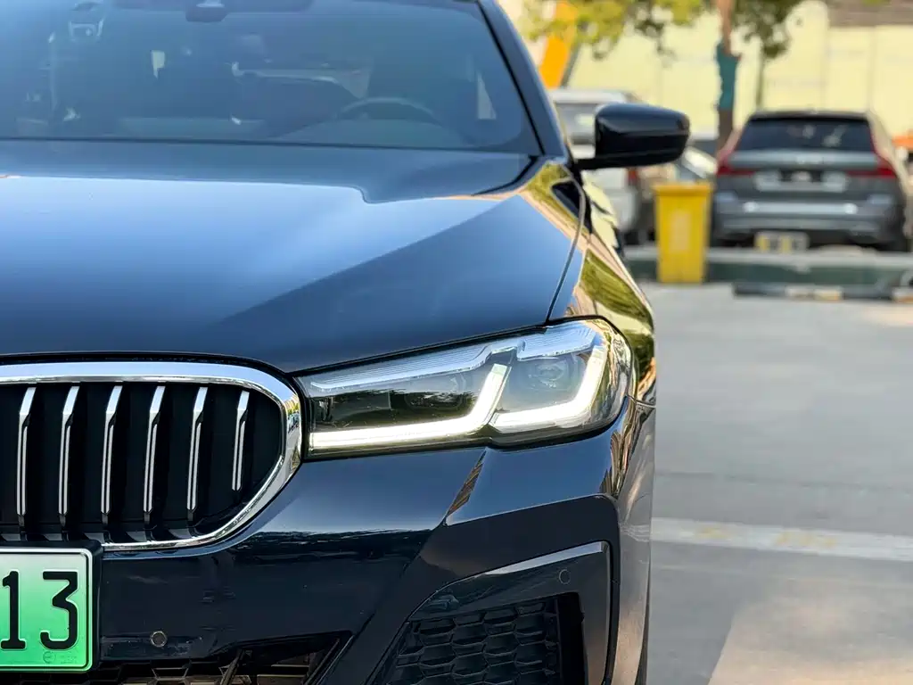 BMW 5 Series New Energy — фото 5