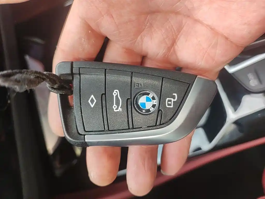 BMW X4 — фото 9
