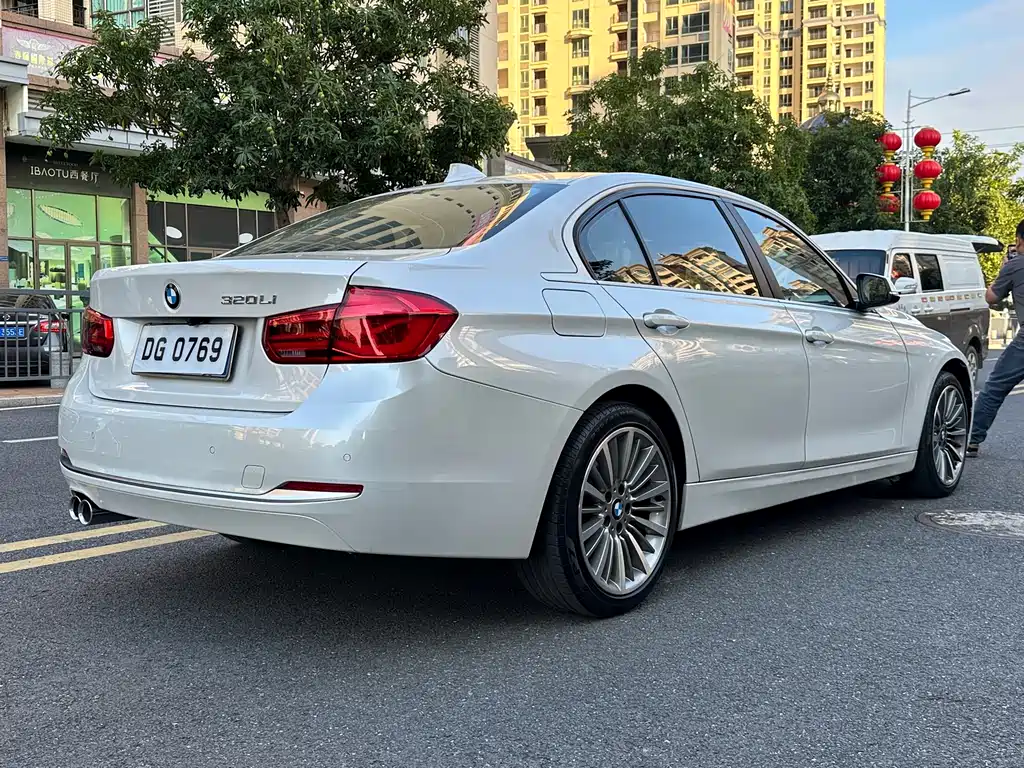 BMW 3 Series — фото 9