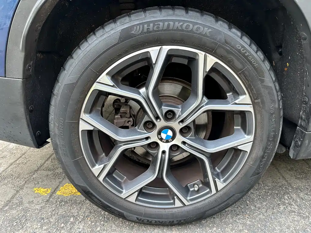 BMW X1 — фото 13
