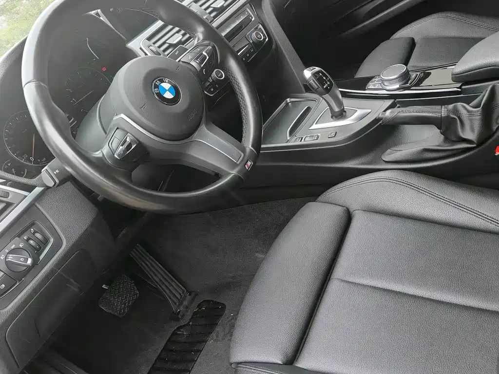 BMW 3 Series GT — фото 6