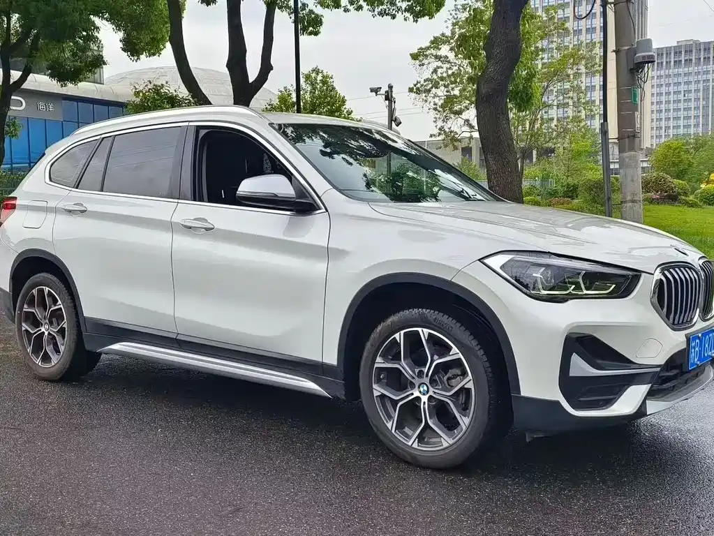 BMW X1 — фото 2