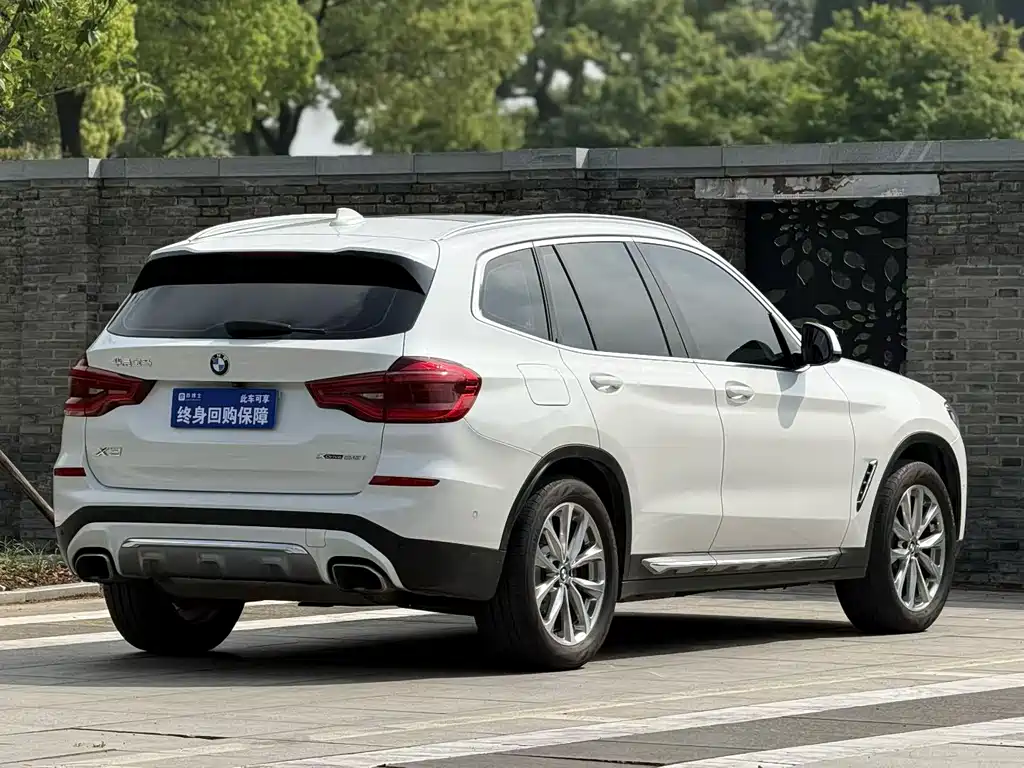 BMW X3 — фото 4