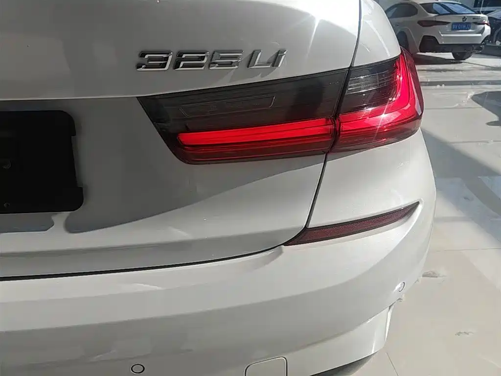 BMW 3 Series — фото 8