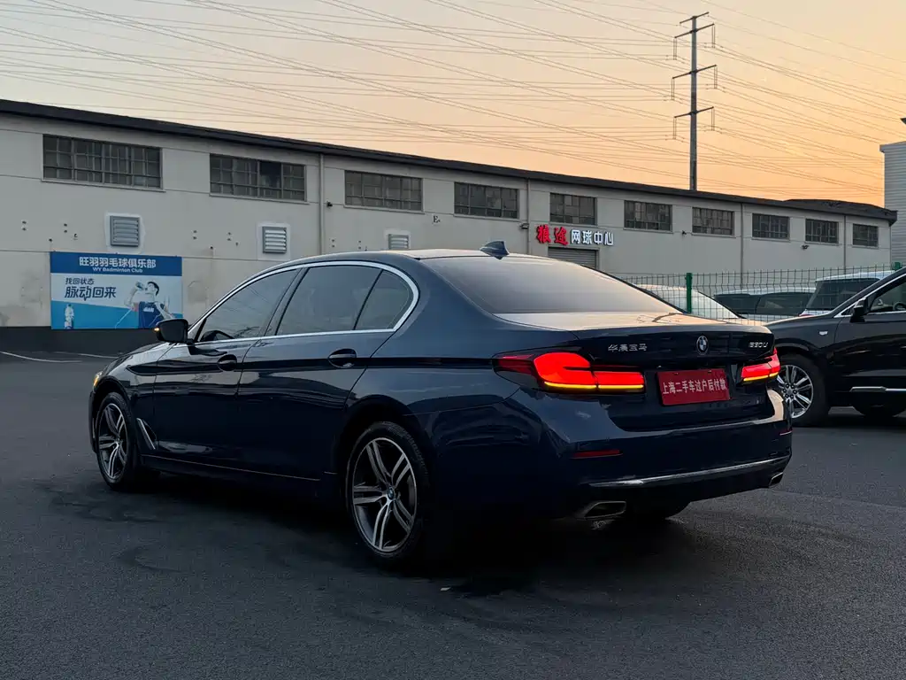 BMW 5 Series — фото 23