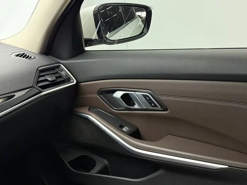 BMW 3 Series — фото 10
