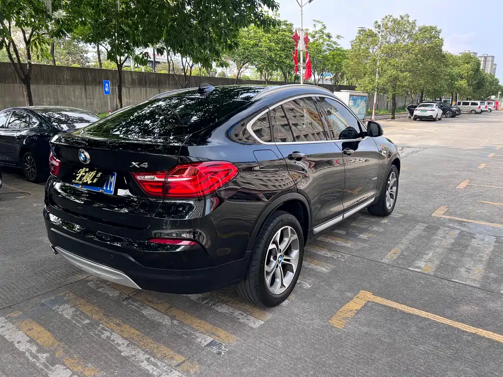 BMW X4 — фото 6