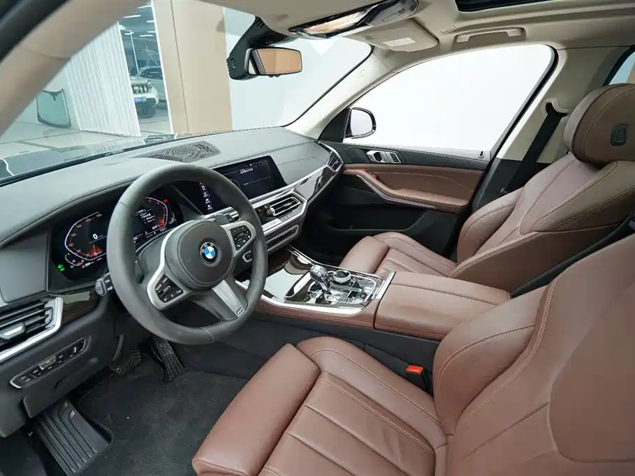 BMW X5 (Import) — фото 3